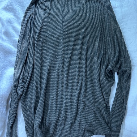 grey SEN long sleeve sweater top - Picture 4 of 4